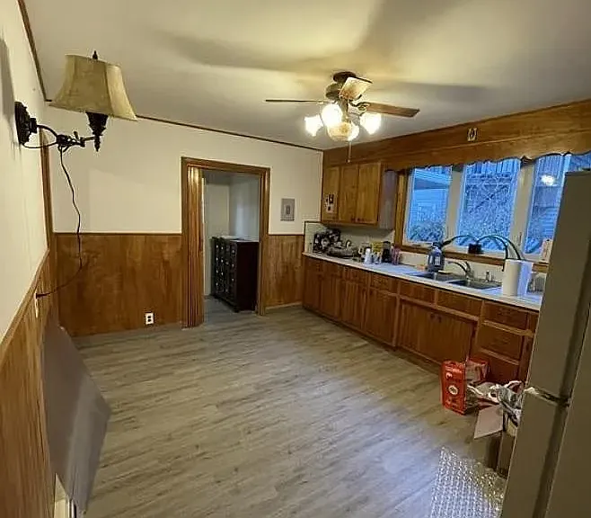 163 Otis St #2 — Photo 6