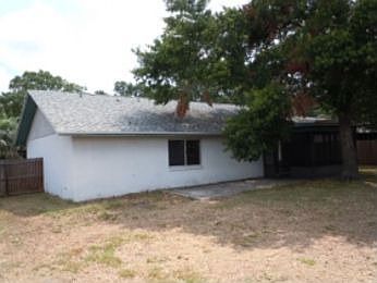 3rd image of 1403 Redbud Cir