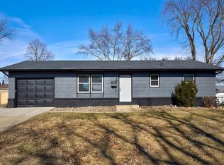 302 NE 5th St, Ankeny, IA 50021