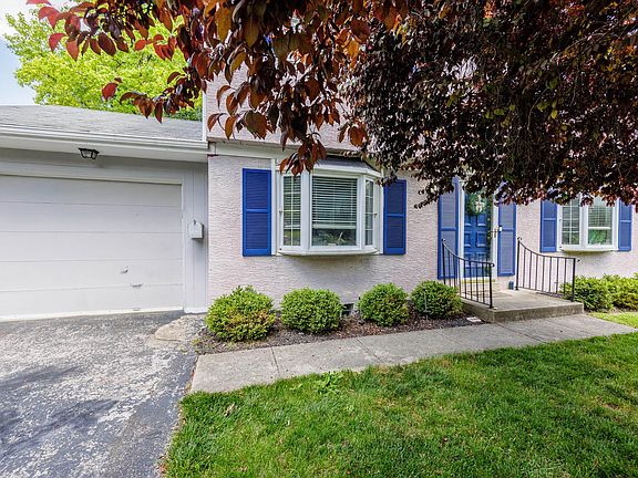 2nd image of 1142 Shady Hill Dr