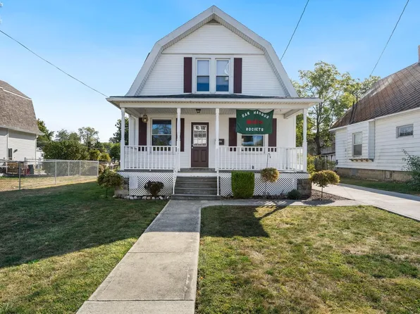 414 N Church St, Oak Harbor, OH 43449