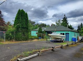 11335 NE Siskiyou St, Portland, OR 97220