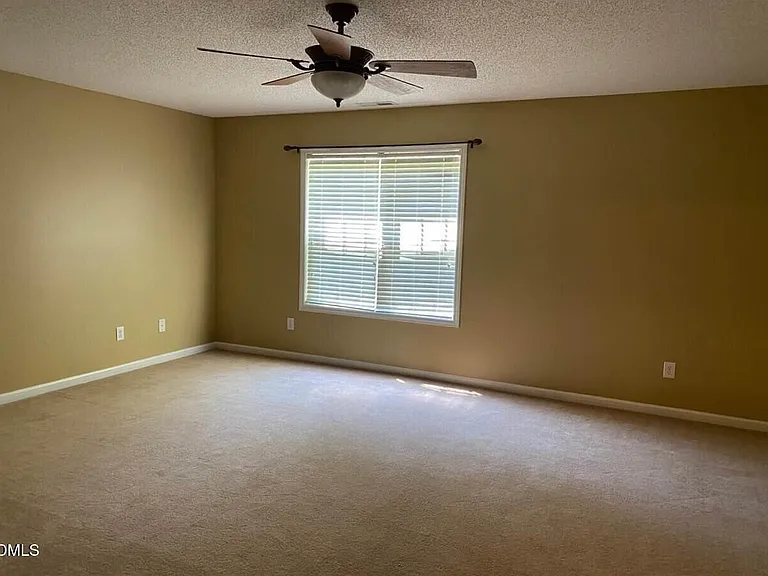 3117 Cregler Dr — Photo 13