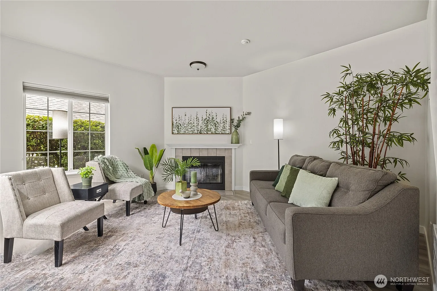 10909 Avondale Road NE #K141 photo 1