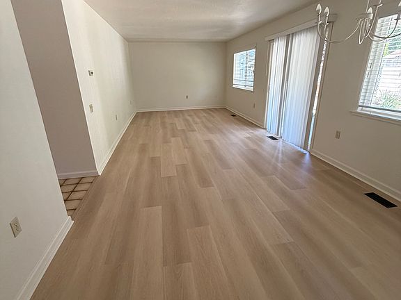 2nd image of 158 Rainier Cir