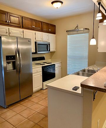 5th image of 437 Glenvalley Cir