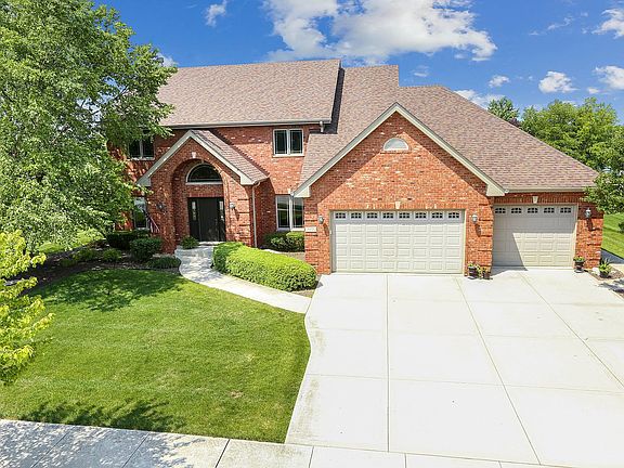 2nd image of 8270 Forestview Dr