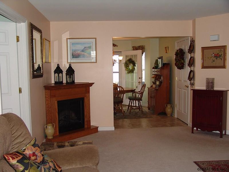 5th image of 47 MORNING GLORY Way