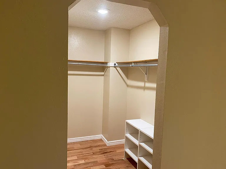 9430 W Wagontrail Dr — Photo 10
