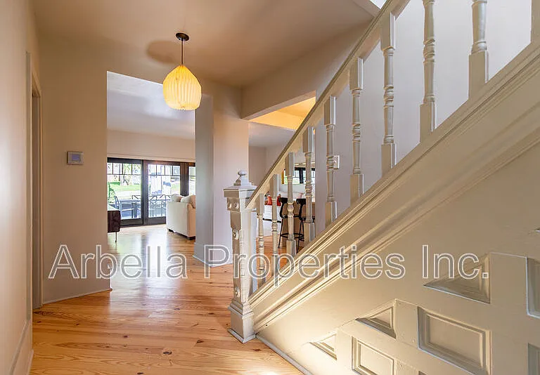 511 Alabama St — Photo 20