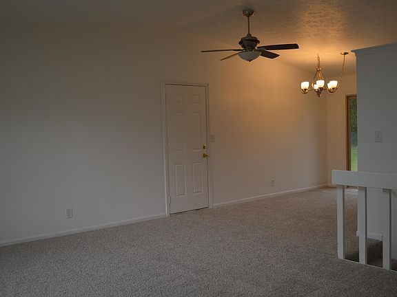 3rd image of 6191 Briar Patch Ln