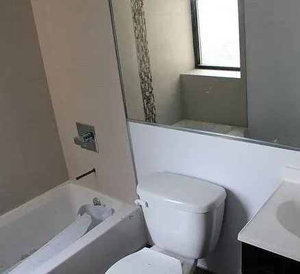 Rented by EXR | media 22