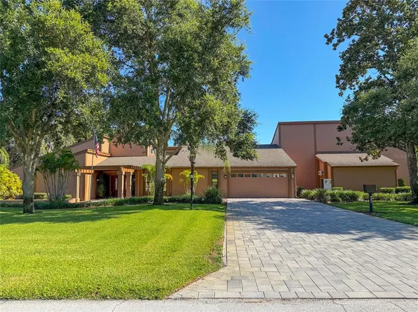 8445 Cessna Dr, New Port Richey, FL 34654