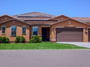 758 E La Crosse Ave, Fowler, CA 93625