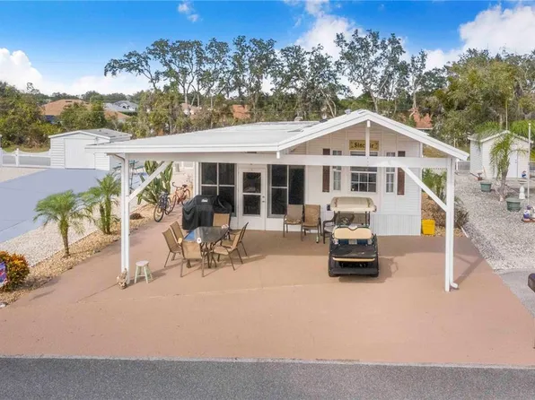 12 Fairview Dr N, Haines City, FL 33844