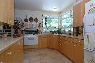 5th image of 420 Clavey Ln