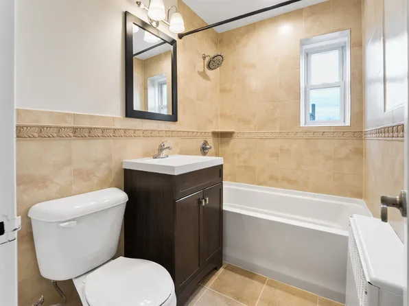 210 Woodcliff Avenue image 10 of 14