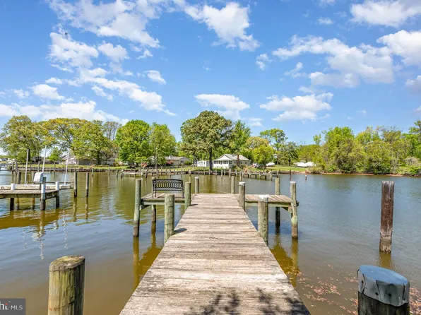 40 Dogwood Dr, Baltimore, MD 21220