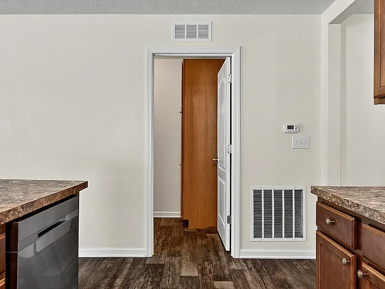 137 Fairway Ct — Photo 29