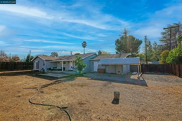5315 Olive Dr — Photo 11
