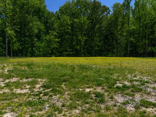 2234 Victoria Woods Dr, Boonville, IN 47601