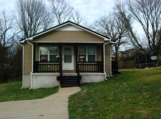 772 E Maple St, Scottsville, KY 42164
