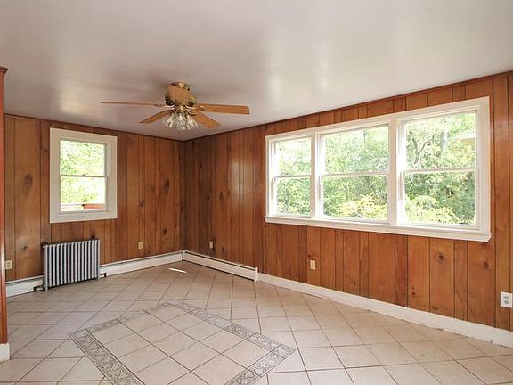 Living Room wth entrance to Family Room