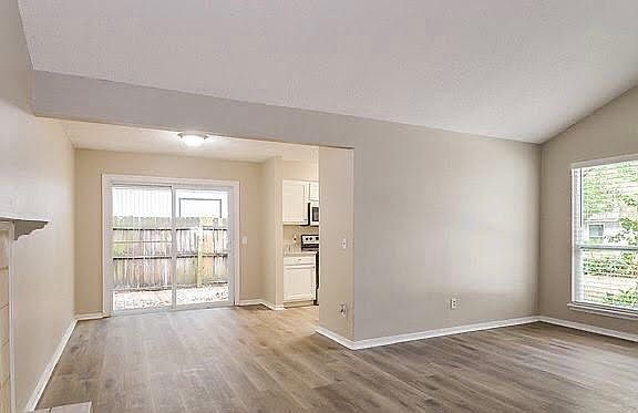 2nd image of 1045 23rd St N Floor 32250