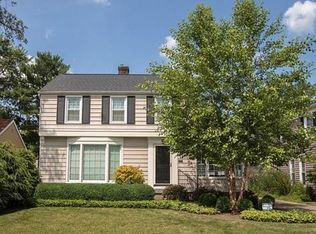 2870 Gasser Blvd, Rocky River, OH 44116