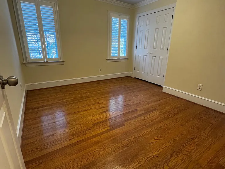 2404 Kentfield Dr — Photo 10
