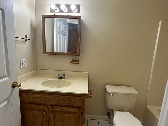 3rd image of 1403 N 16th St #C