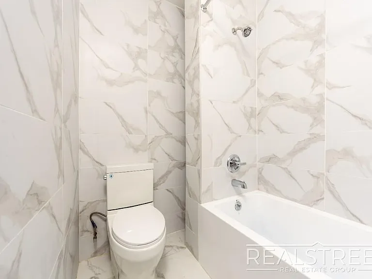 85 Eastern Pkwy #4D — Photo 9
