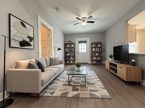 3rd image of 309 Providence Rd #3