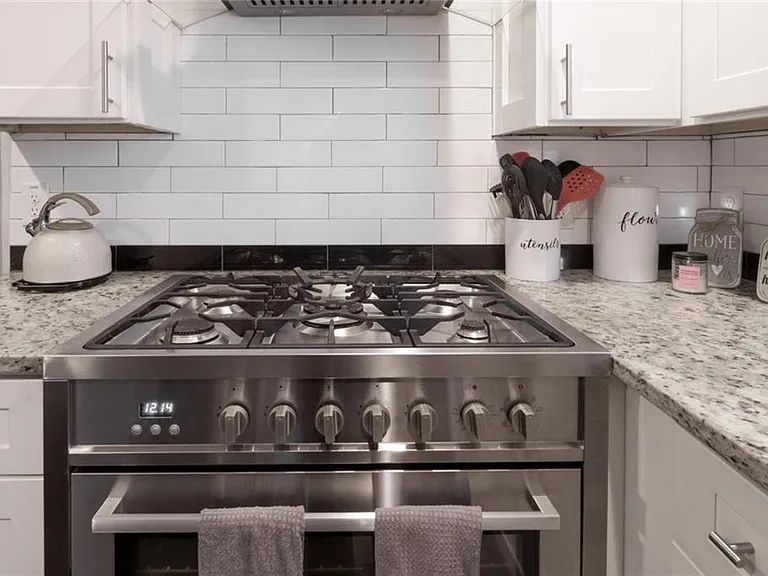 685 Cedar Ave NW — Photo 15
