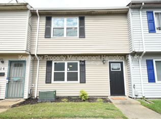 416 Harbour North Dr, Chesapeake, VA 23320