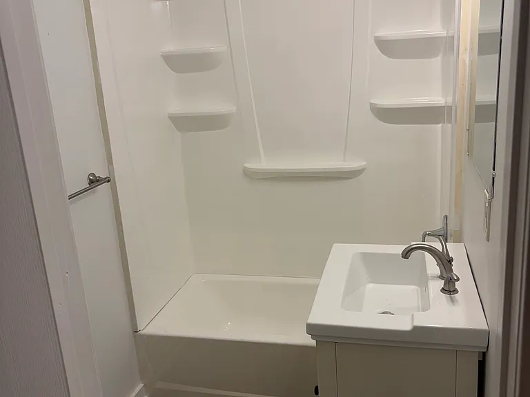 4332 Flora Ave — Photo 6