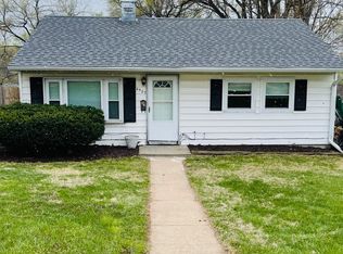 6927 Hamilton St, Omaha, NE 68132