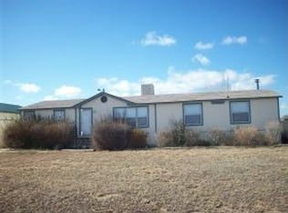 14 Johns Rd, Moriarty, NM 87035