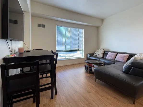 988 Franklin St APT 1201, Oakland, CA 94607
