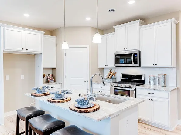 23424 Marshview Dr, Rogers, MN 55374