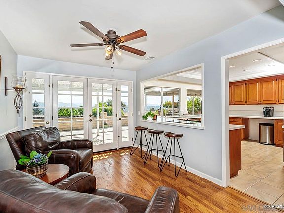 5th image of 1380 Hempden Ct