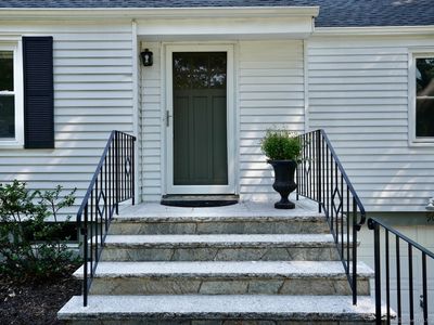 90 Cedar Lane, Cheshire, CT, 06410