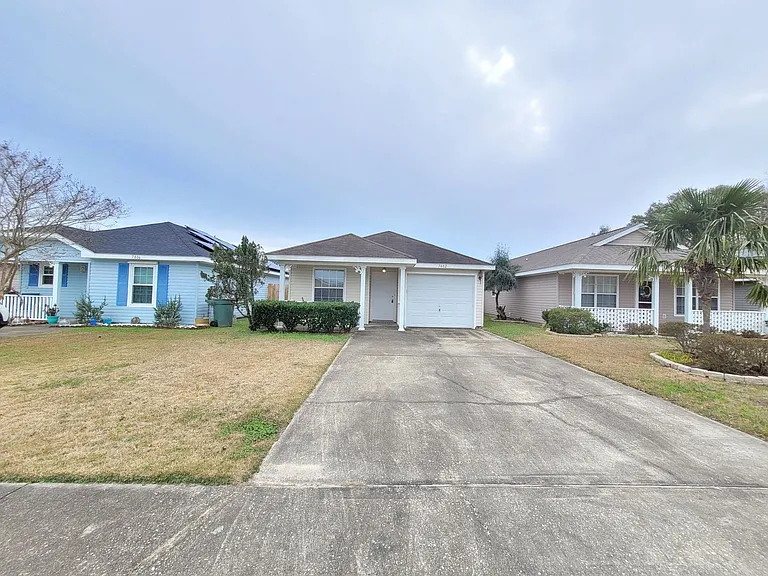 7802 Heirloom Dr — Photo 4