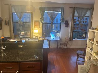 184 Main St #3A, Northampton, MA 01060