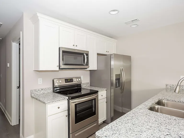 222 Arey Ave — Photo 3