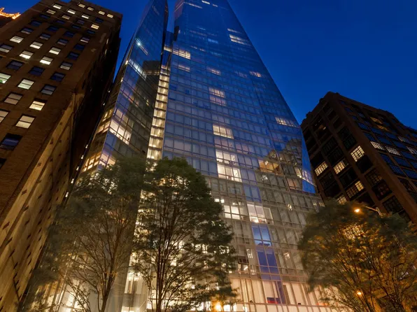 Prism at Park Ave South