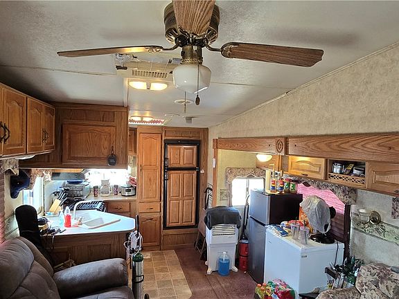 5th image of 5841 N Hoover Rd