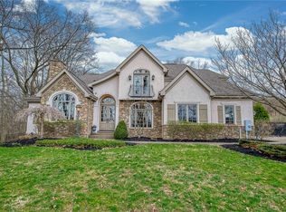 12 Caley Dr, Canonsburg, PA 15317