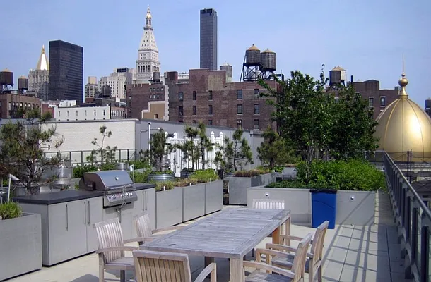 Rented by Compass | media 14