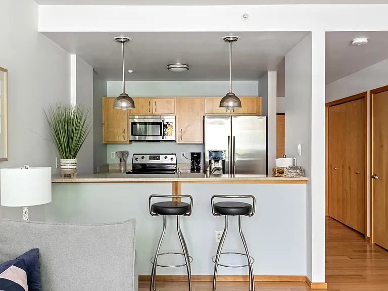 1125 NW 9th Ave #109 — Photo 3